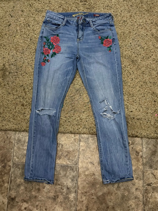 Arizona Jean Company Denim - Arizona Jean Company Blue Skinny Jeans with Red Rose Embroidery